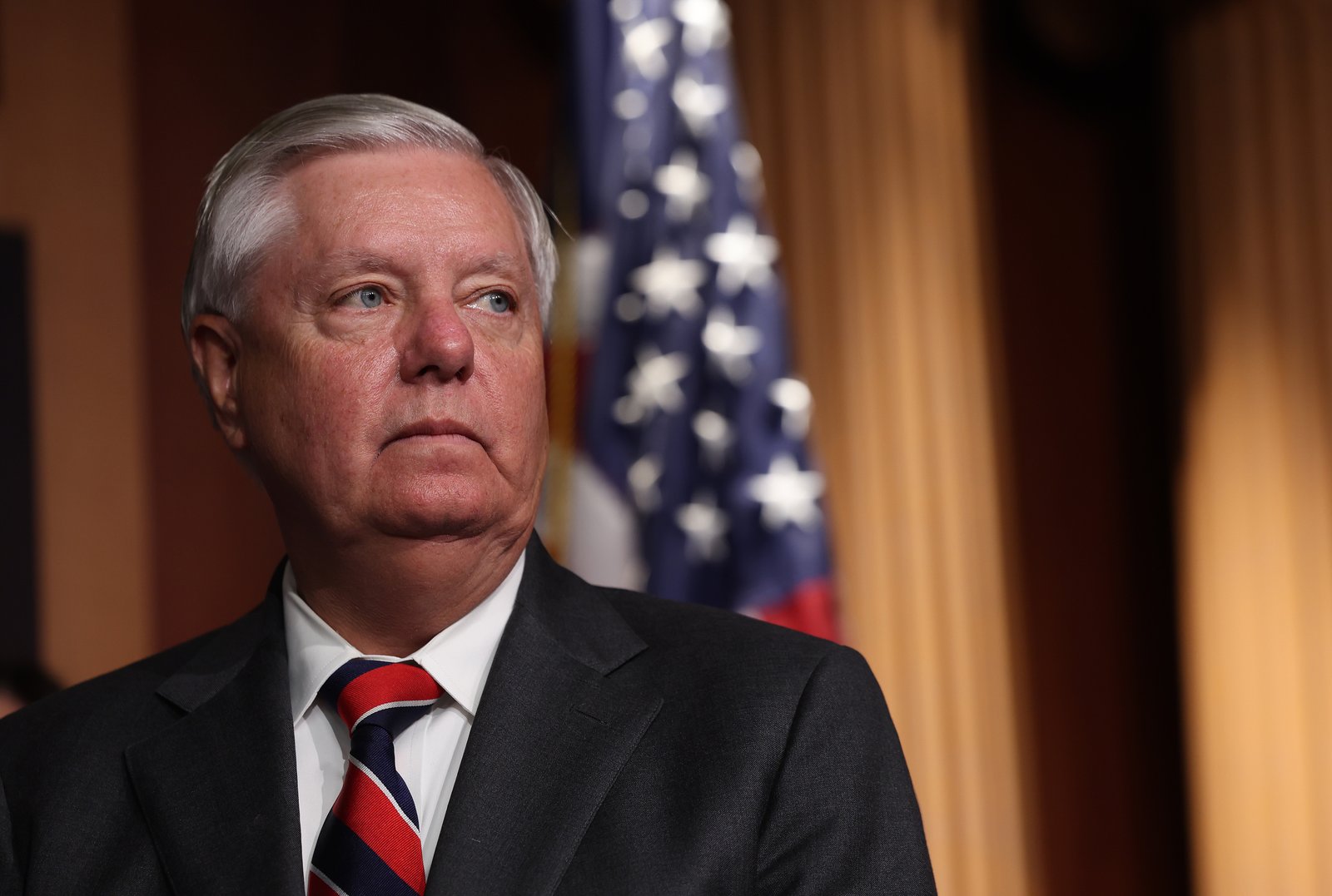 South Carolina’s governor names Lindsey Graham’s sister to serve out his term South Carolina’s governor names Lindsey Graham’s sister to serve out his term