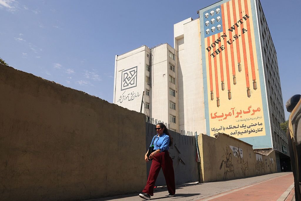 U.S. and Iran launch new strikes after 3 U.S. service members are killed U.S. and Iran launch new strikes after 3 U.S. service members are killed