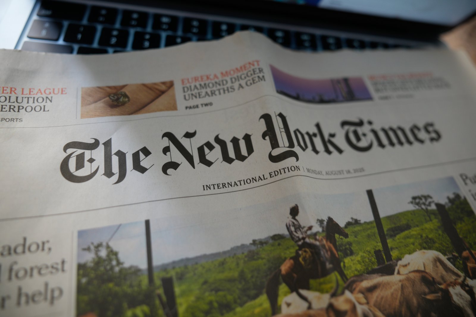 Justice Dept. drops ‘New York Times’ subpoenas under pressure from judge