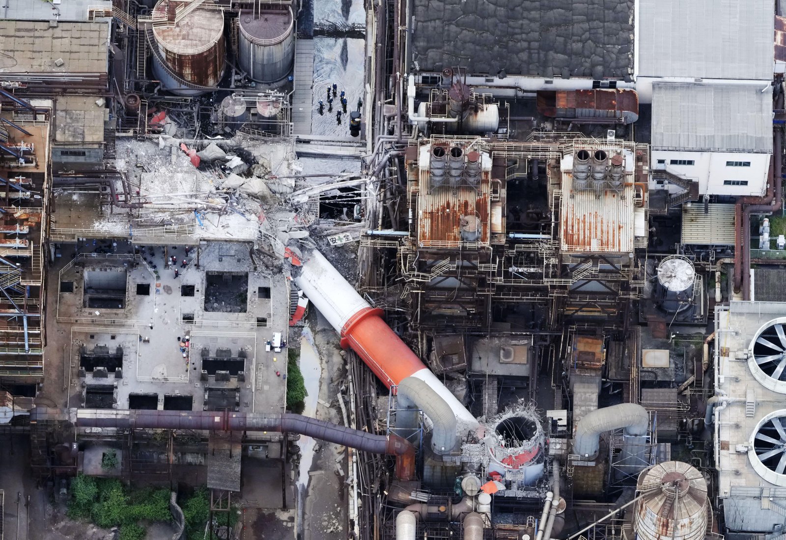 Rescuers search for the missing after Japan earthquake as death toll rises to 13 Rescuers search for the missing after Japan earthquake as death toll rises to 13