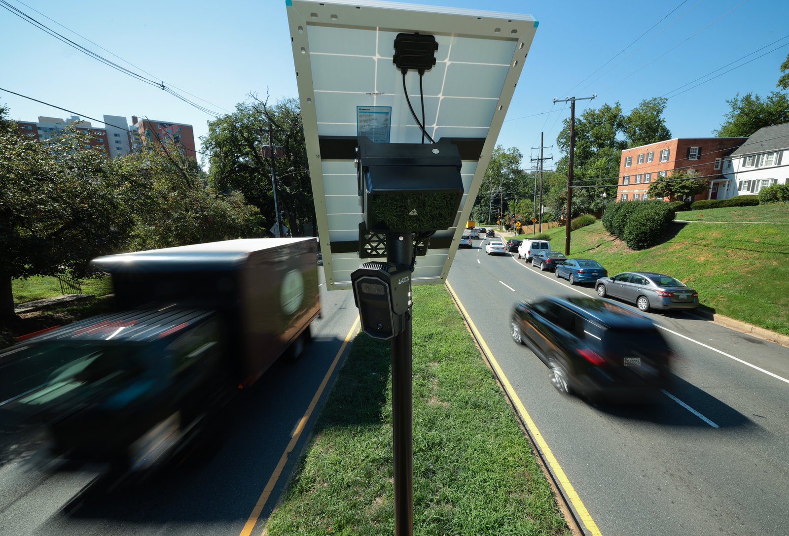 As Flock Battles Public Scrutiny, Other Police Surveillance Firms See an Opening