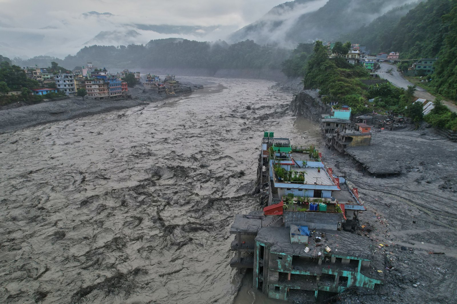 Nepal’s Hesitance to Accept Foreign Flood‑Relief Aid Draws International Scrutiny