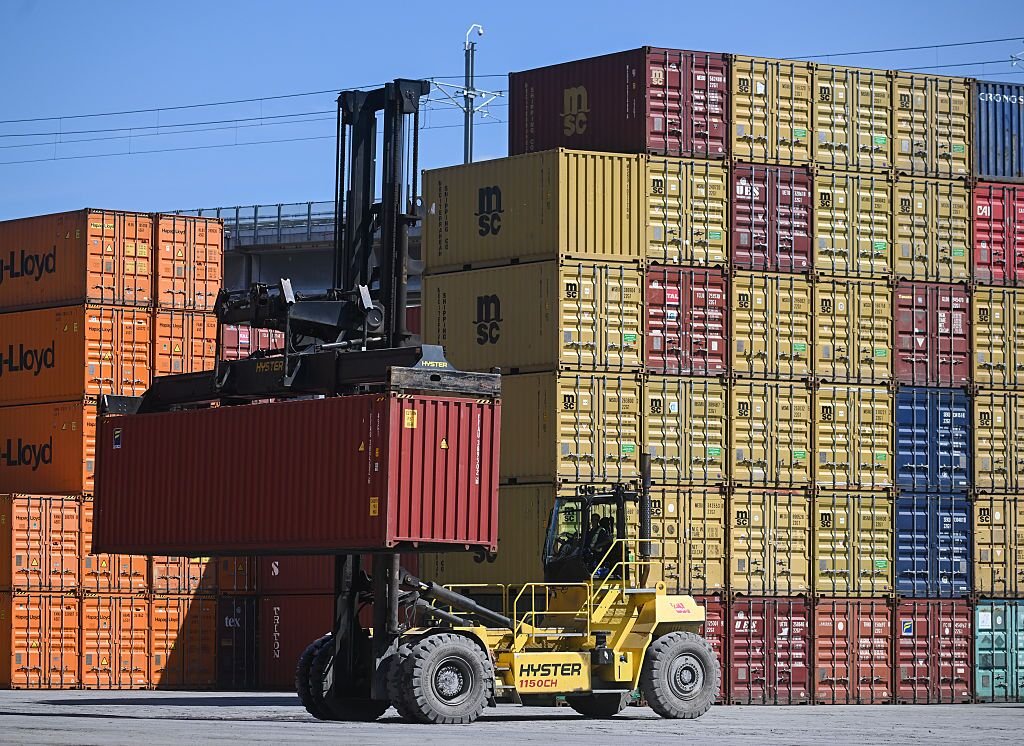 Hours After U.S. Imposes Tariffs, Canada Says It’ll Strike Back Starting Sept. 8