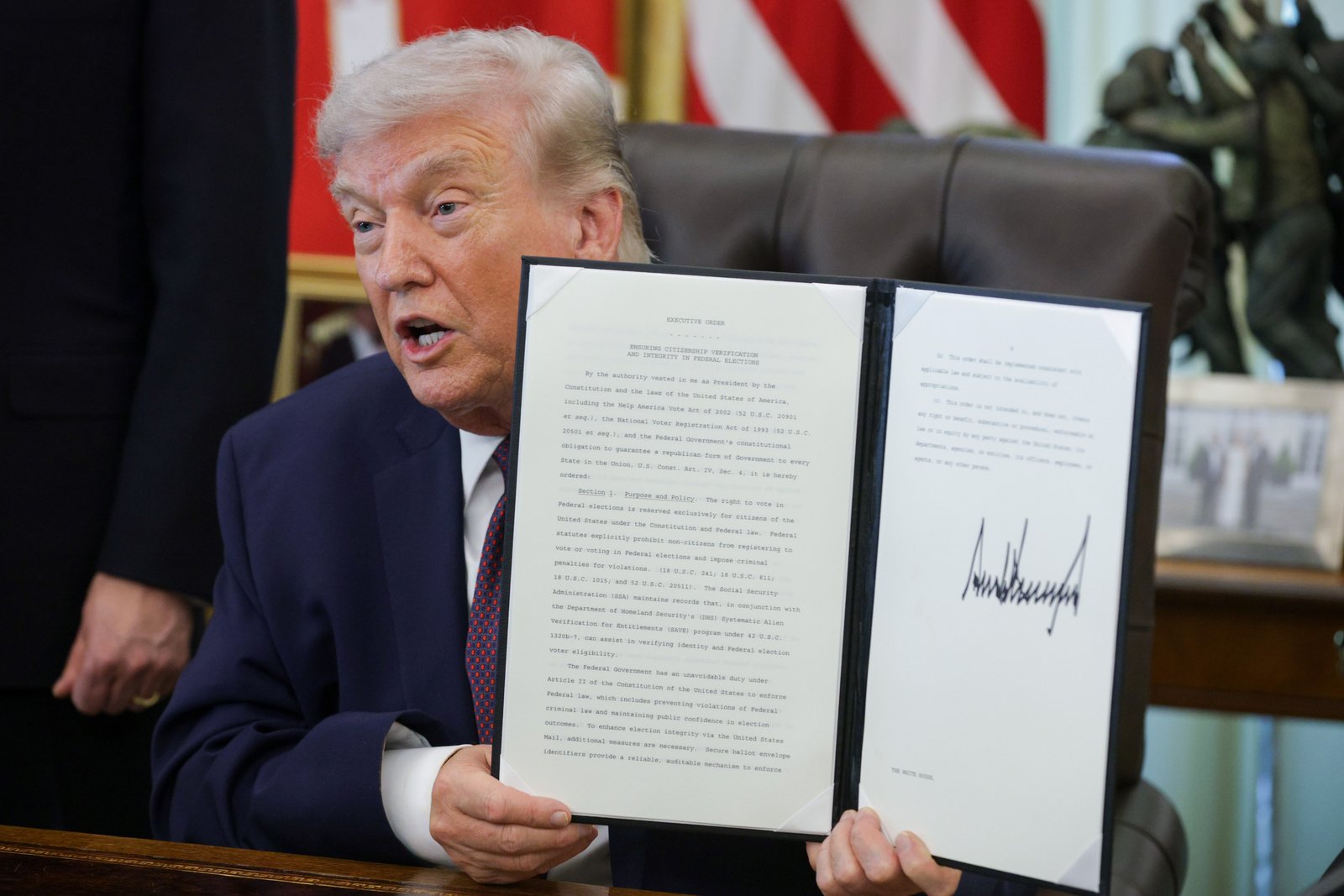 Supreme Court Halts Lower Court Ruling on Trump’s Mail‑Voting Order as Legal Hurdles Mount
