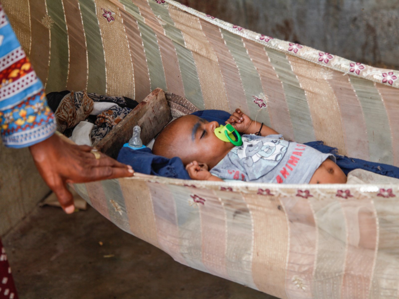 Why is the rate of premature births so high in this community? Why is the rate of premature births so high in this community?
