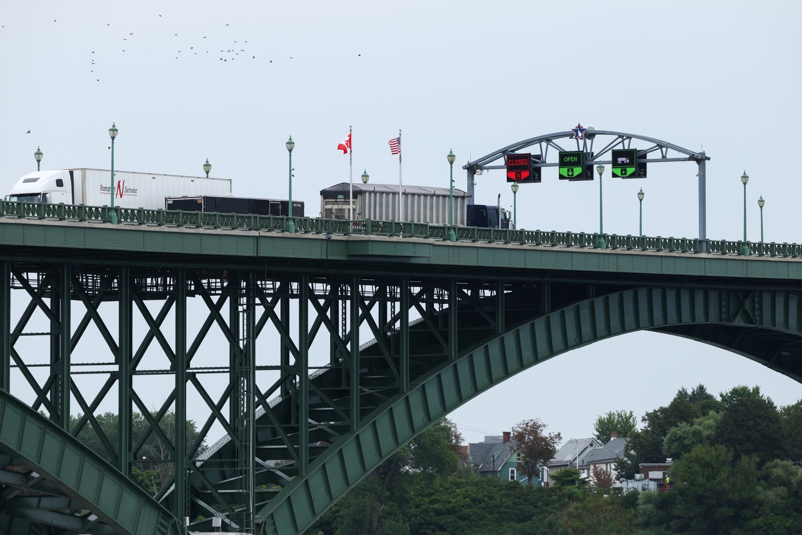 Canada Responds to U.S. Tariffs with Counter‑Measures as Trade Tensions Escalate