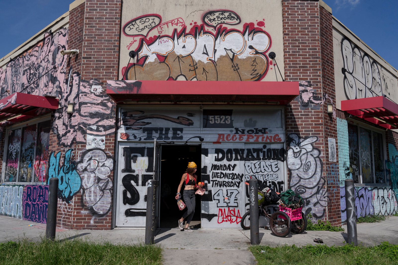 In New Orleans, an Empty Building Becomes a Free Store — and Roller‑Skating Rink