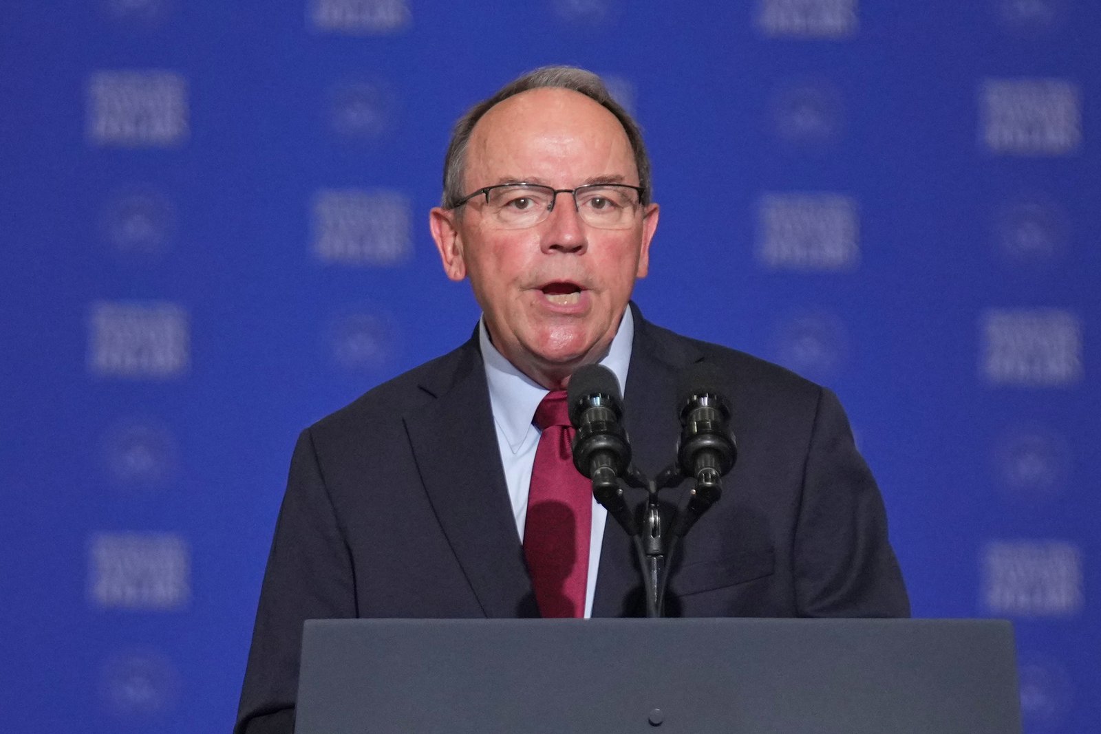 Wisconsin Congressman Survives Emergency Plane Landing, Swims to Shore Wisconsin Congressman Survives Emergency Plane Landing, Swims to Shore