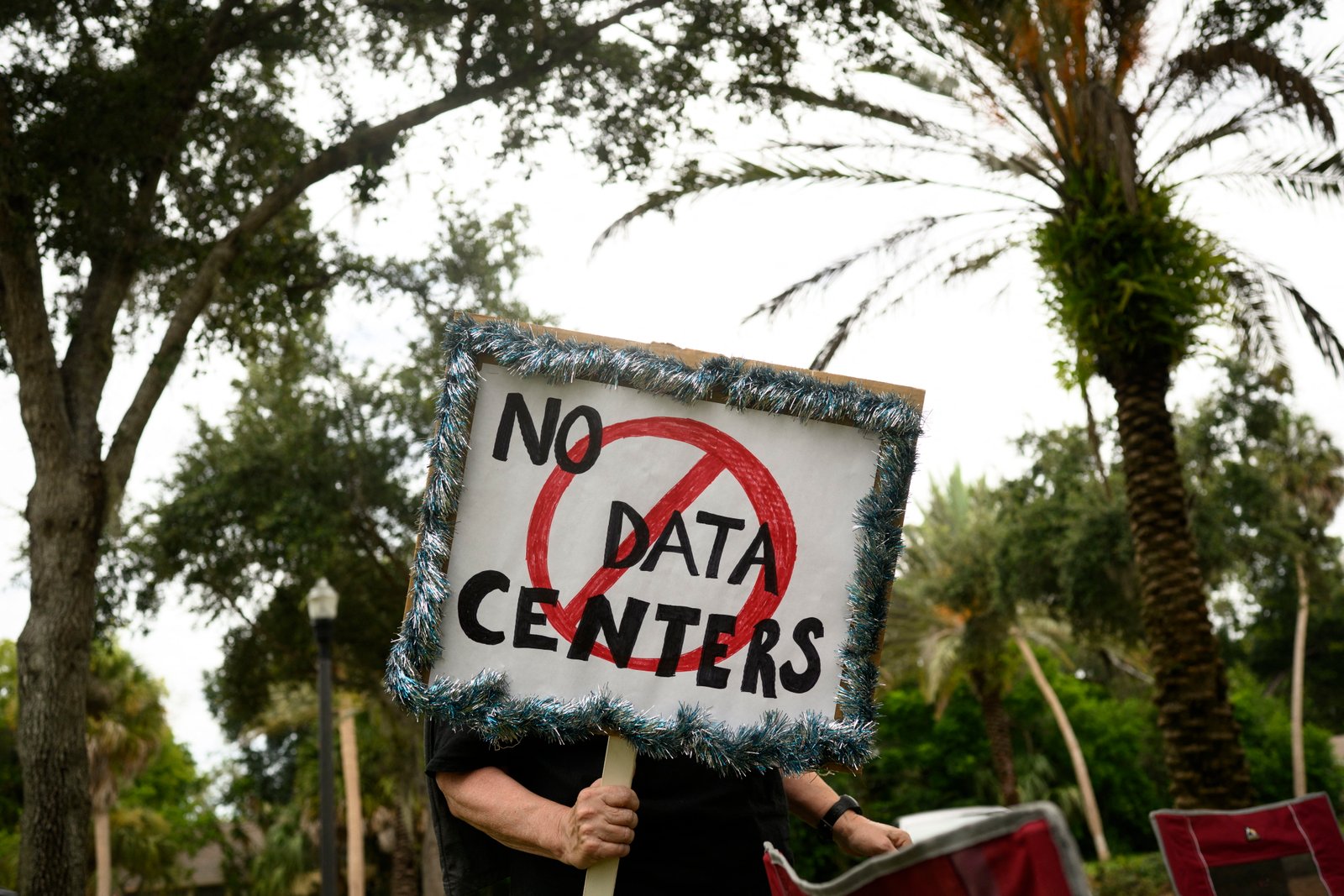 Voters Fed Up with Data Centers: Both Parties Vie to Cash In for Midterms