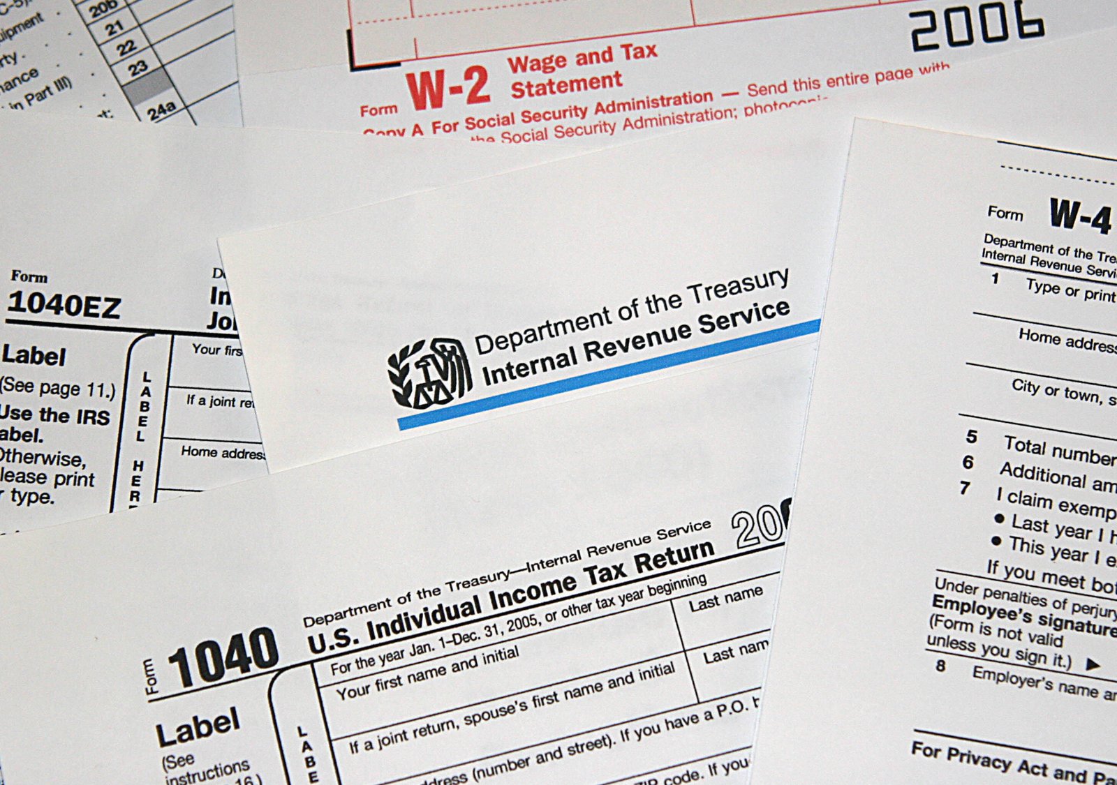 IRS Staff Cuts Lead to Surge in Uncollected Taxes, Experts Warn